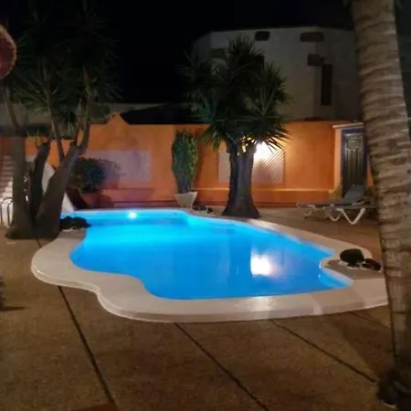 Celeste, Con Wifi, Piscina Privada Cerca Cesar Manrique *